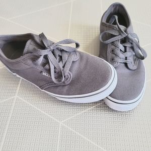 Boys youth vans lace up sneakers